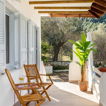 M&M Villa Vourvourou Bagian luar foto