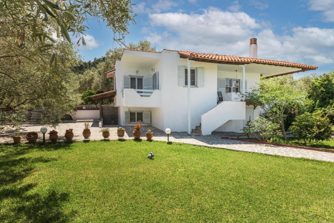 M&M Villa Vourvourou Bagian luar foto
