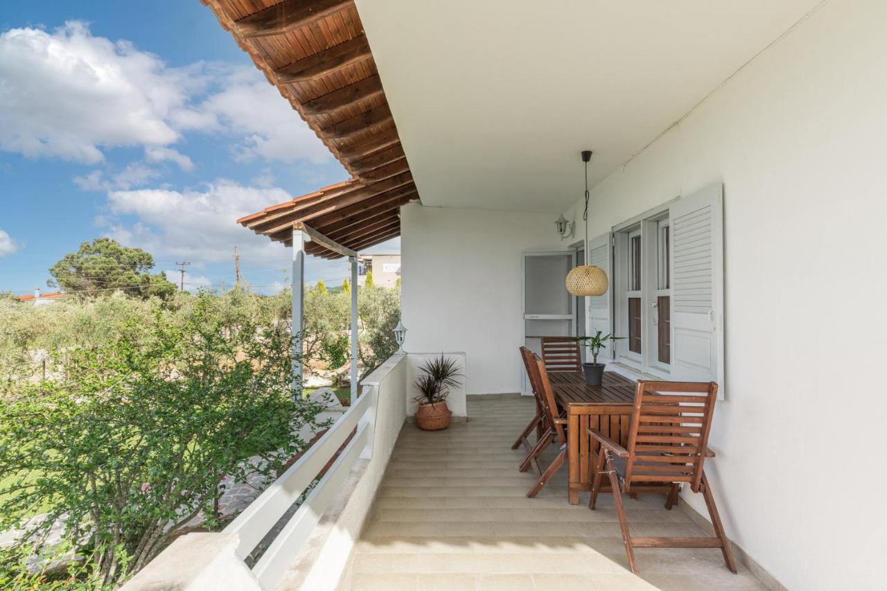 M&M Villa Vourvourou Bagian luar foto
