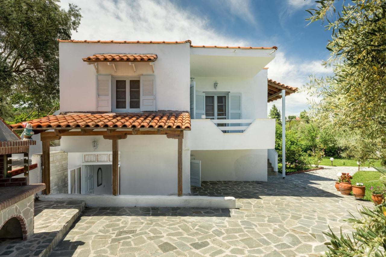 M&M Villa Vourvourou Bagian luar foto