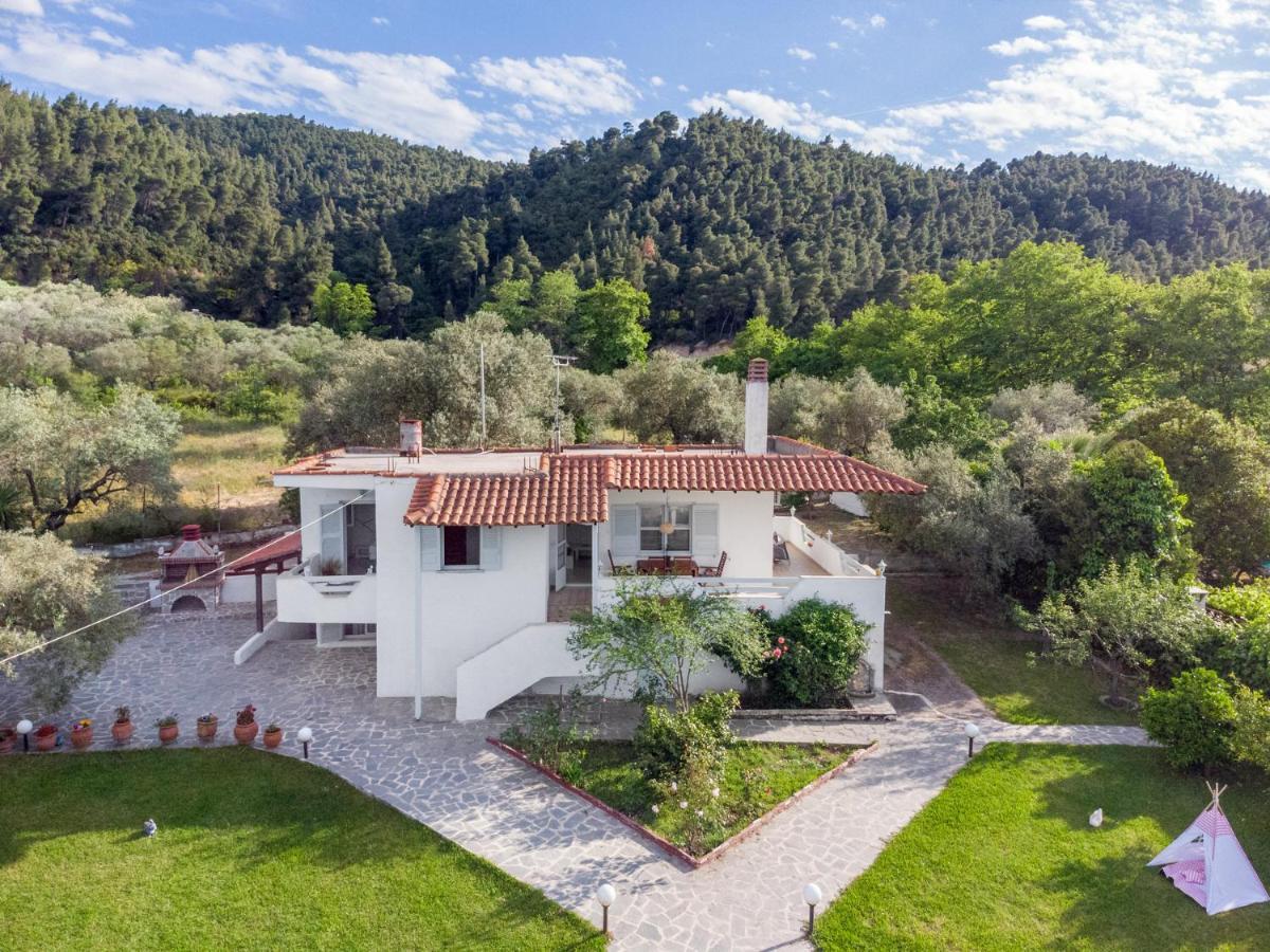M&M Villa Vourvourou Bagian luar foto