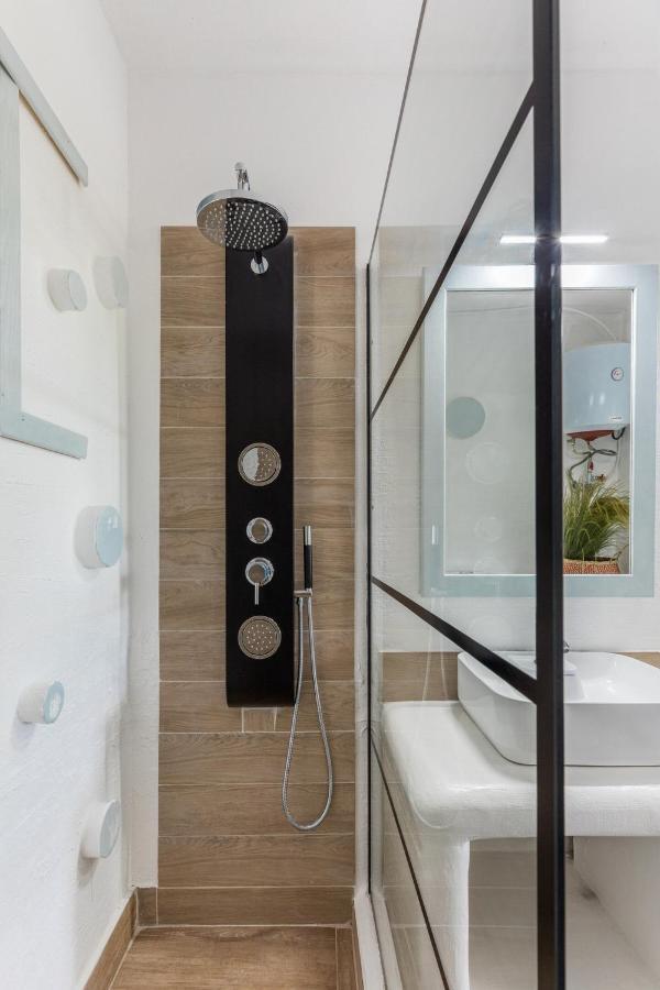 M&M Villa Vourvourou Bagian luar foto